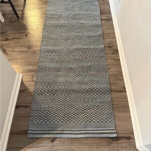 Ballard Designs Runner Rug 2’6”x8’